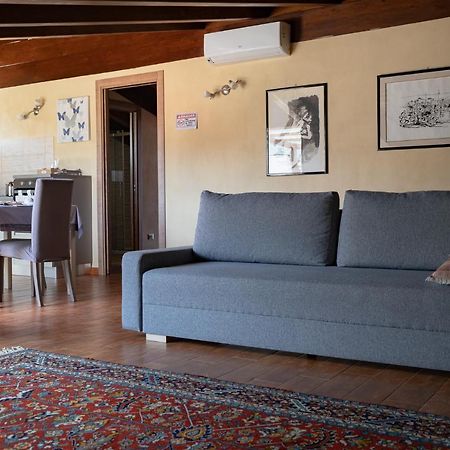 Mansarda In Centro Apartment Capri Leone Exterior photo