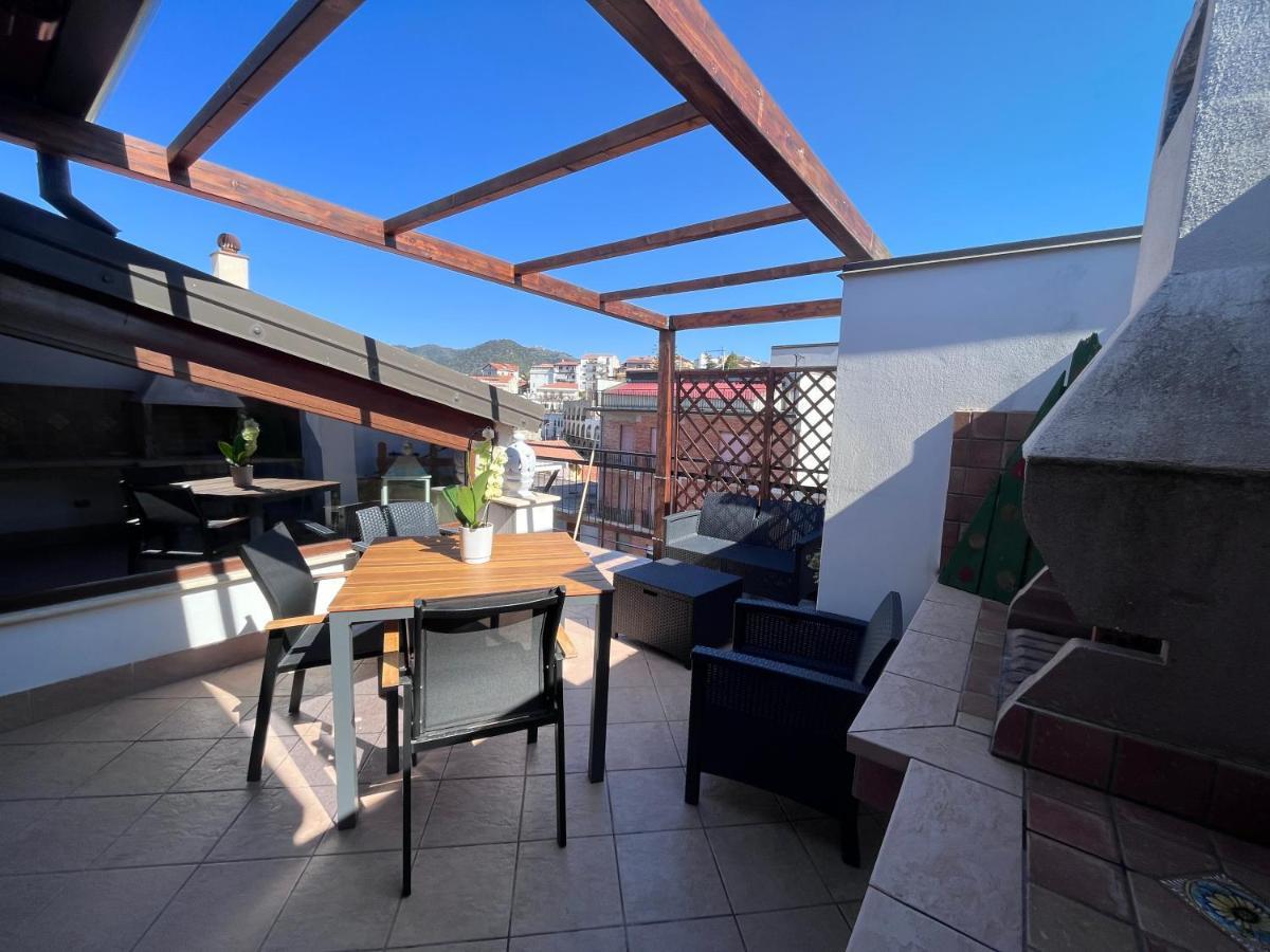 Mansarda In Centro Apartment Capri Leone Exterior photo